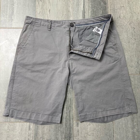 Aeropostale Flat-Front Chino Shorts Classic Fit Gray Size 38 - Picture 4 of 7